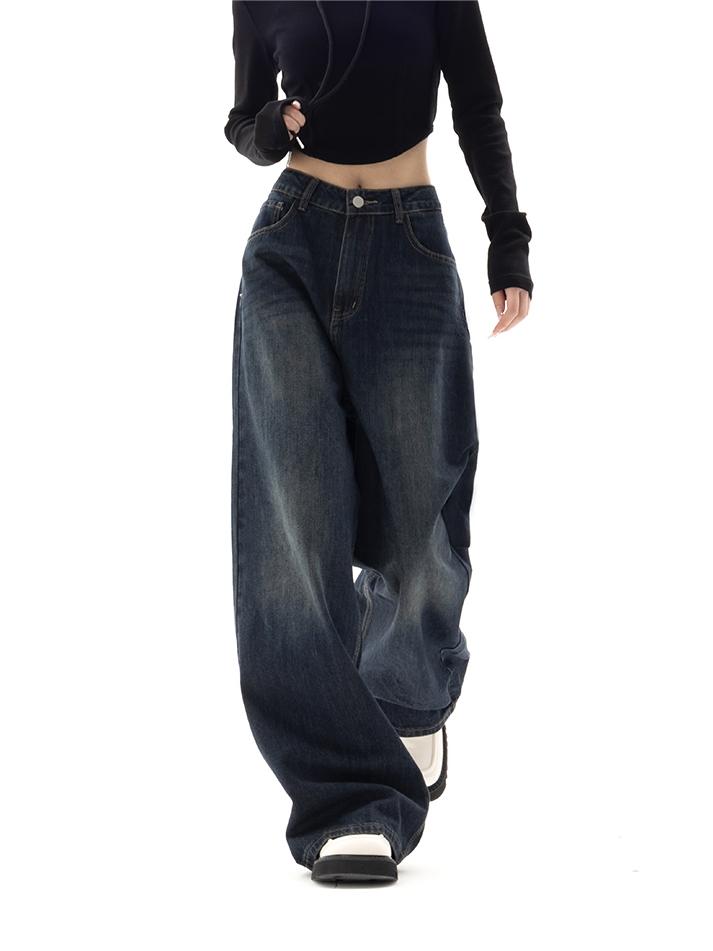 Mørkeblå baggy boyfriend jeans set forfra