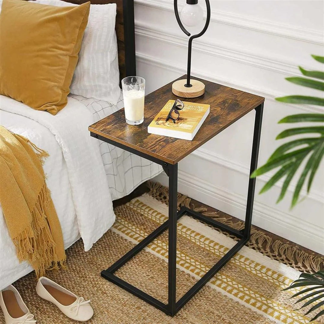 C-formet sidebord til sofa og seng med stålstel, produktvisning 4 | Noreva Home