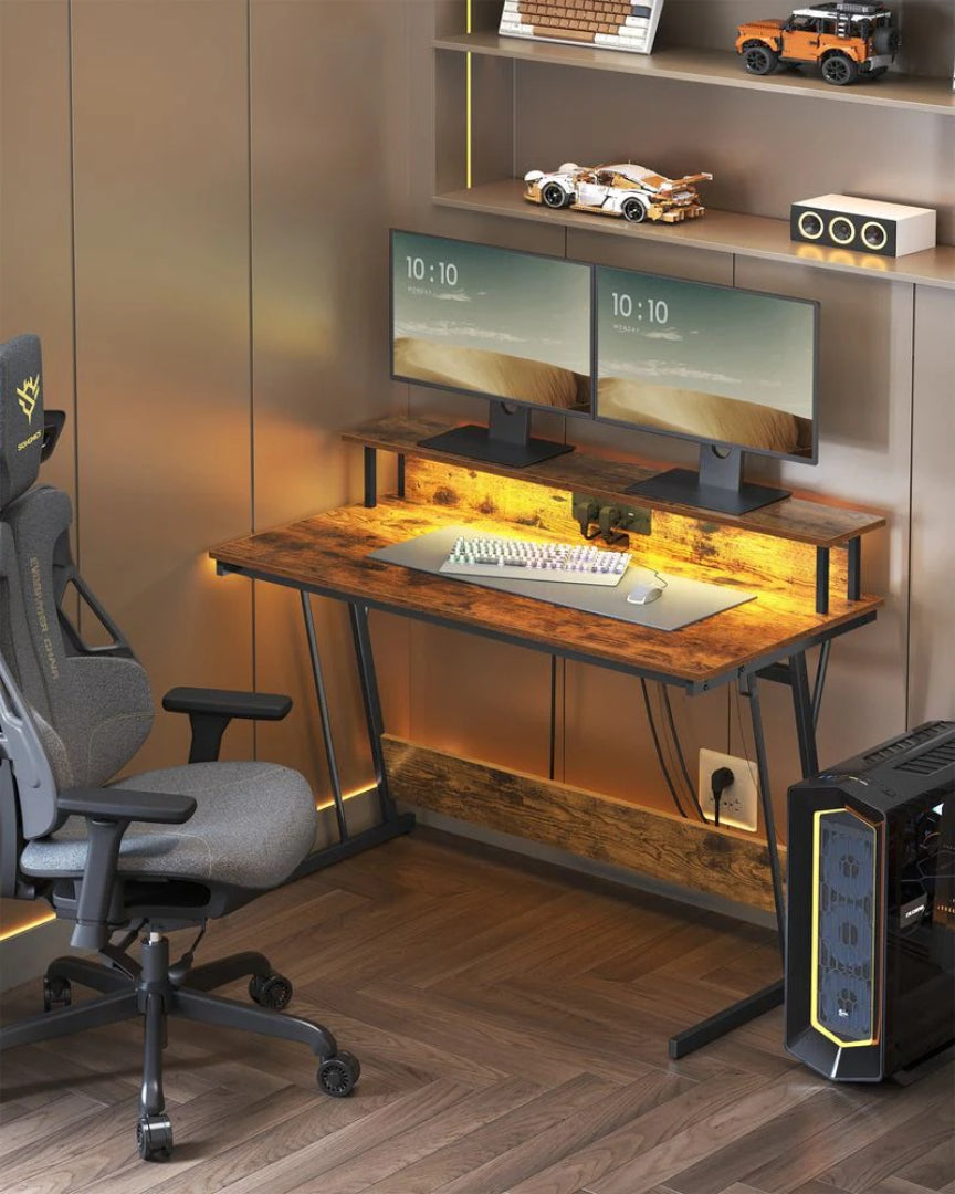 Gaming skrivebord med LED-lys og stikkontakter – produktvisning 6 | Noreva Home