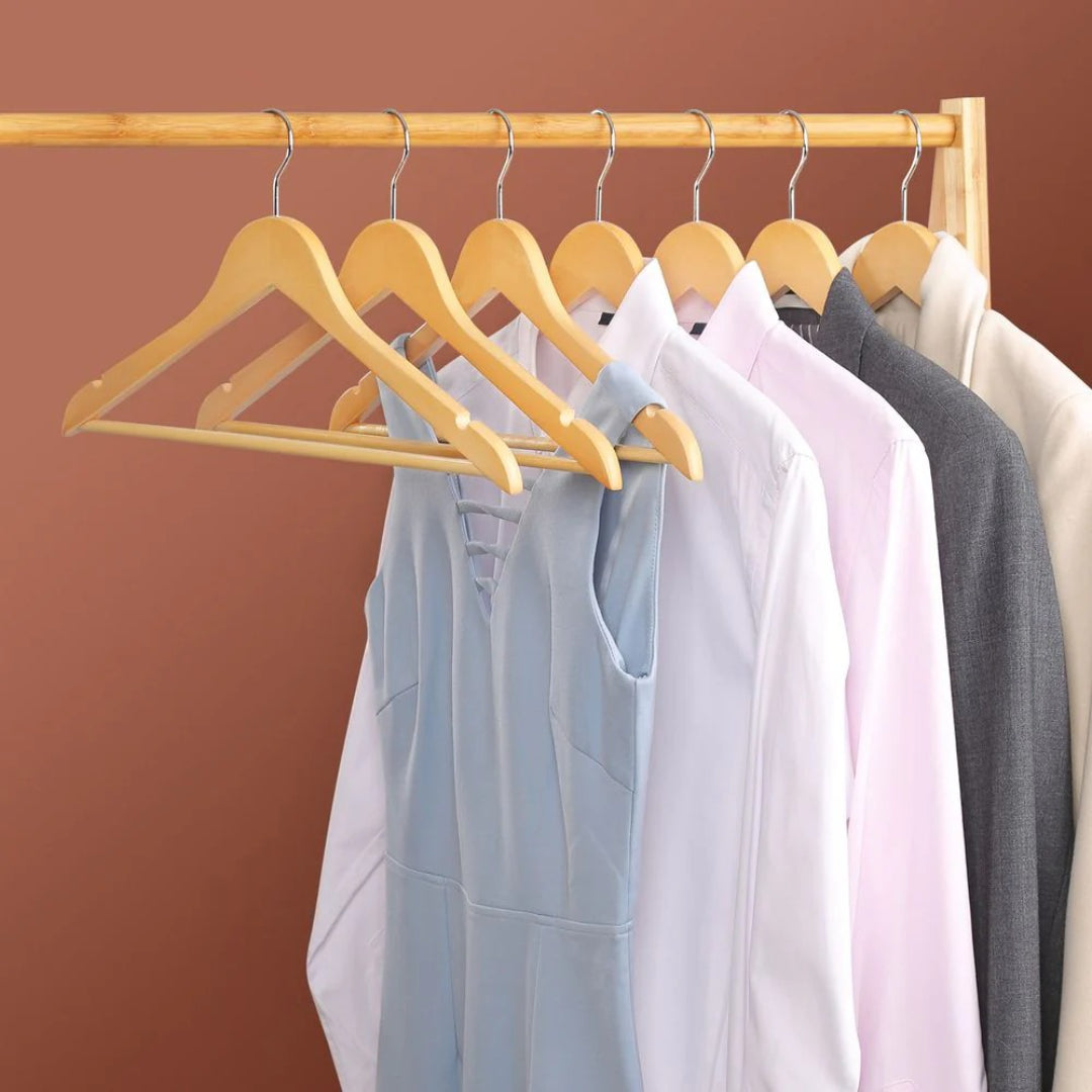 Massivt træ bøjlesæt med skridsikker stang – produktvisning 5 | Noreva Home