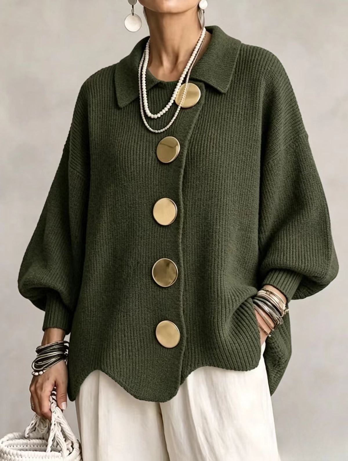 Oversized strikcardigan til damer med store guldfarvede knapper, billede 6