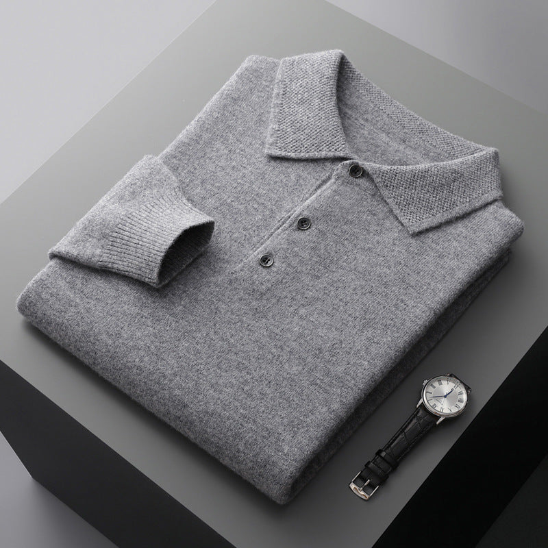 Hvid kashmirpullover med polokrave set forfra
