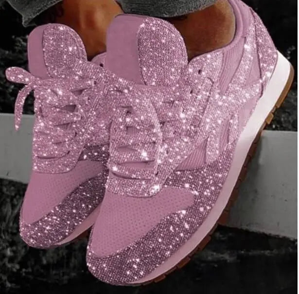GLIMMERSTI sneakers til damer med glimmer i sølv set fra siden