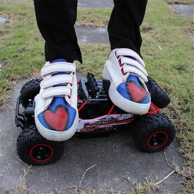 Robust fjernstyret monstertruck med firehjulstræk – billede 12