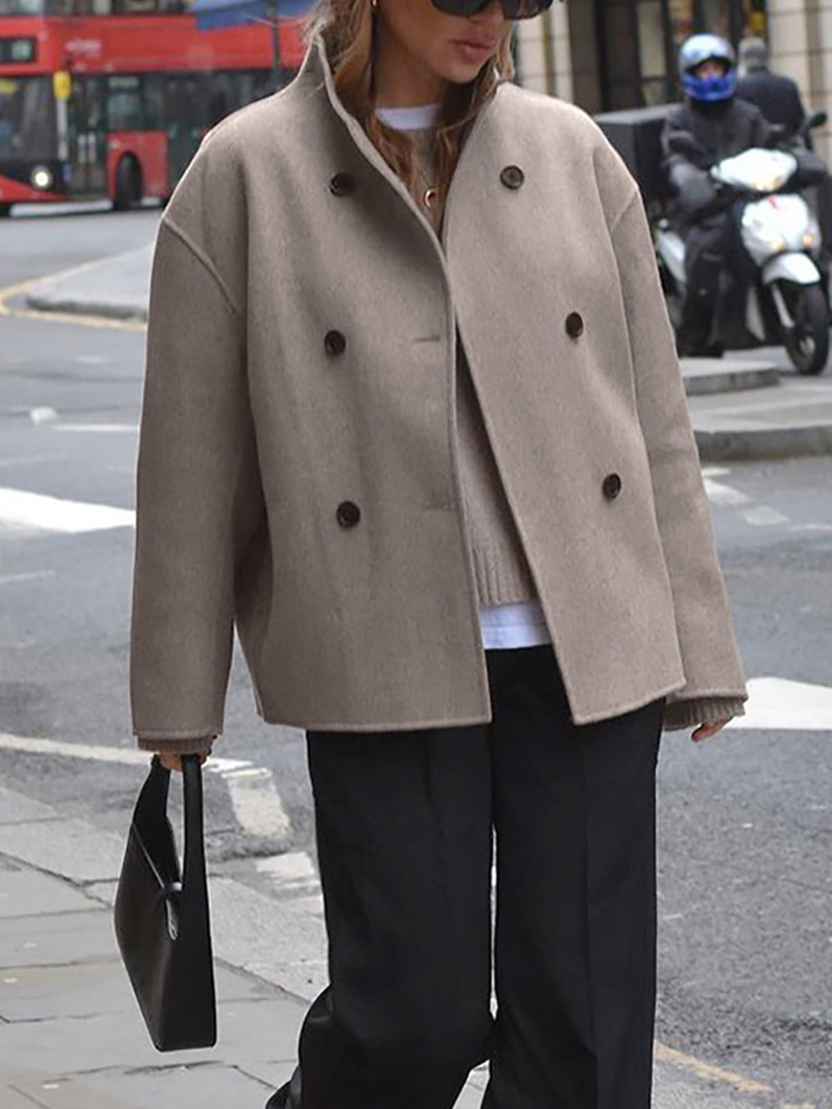 KNAPHOLT oversize damejakke i khaki – billede 5