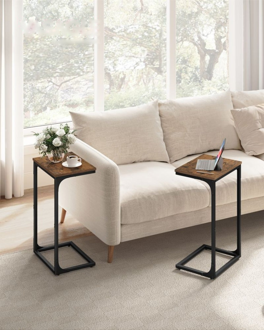 C-formet sidebord med metalstel og justerbare fødder, enkelt eller sæt med to, produktvisning 36 | Noreva Home