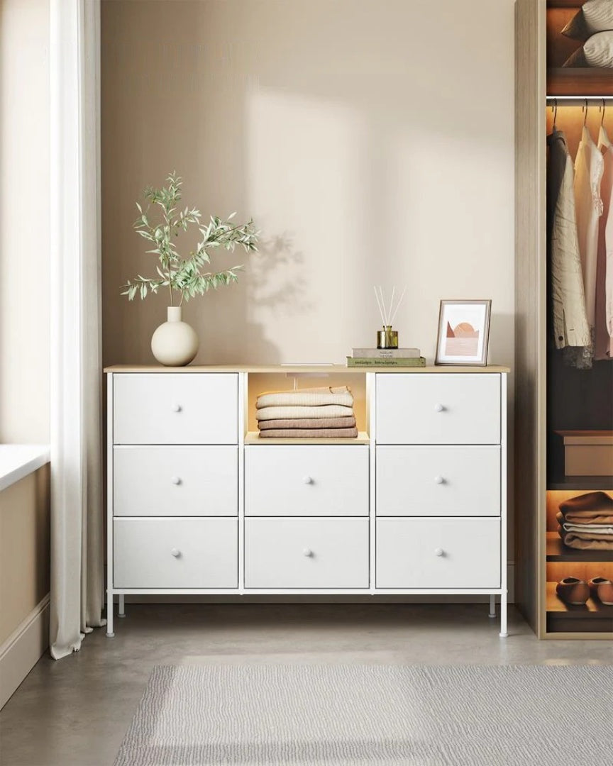 Stofkommode med 8 skuffer, LED-lys og stikkontakter, produktvisning 8 | Noreva Home