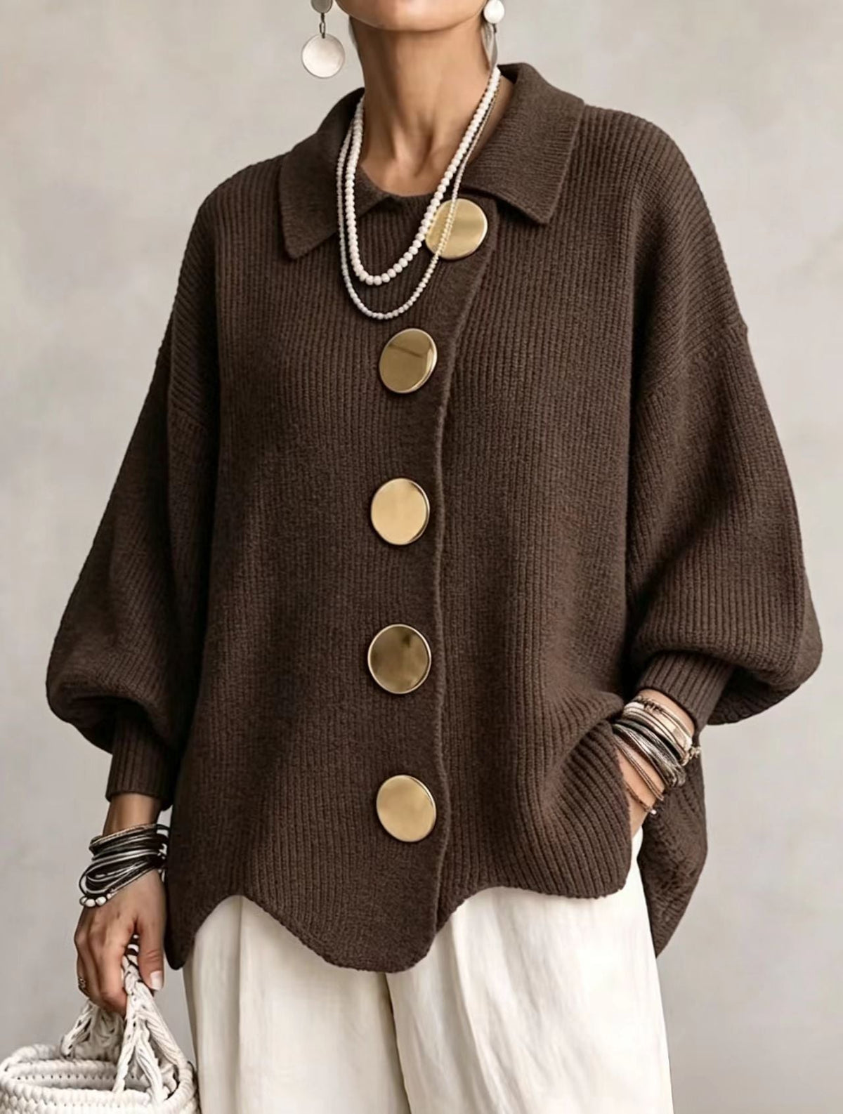 Oversized strikcardigan til damer med store guldfarvede knapper, billede 7