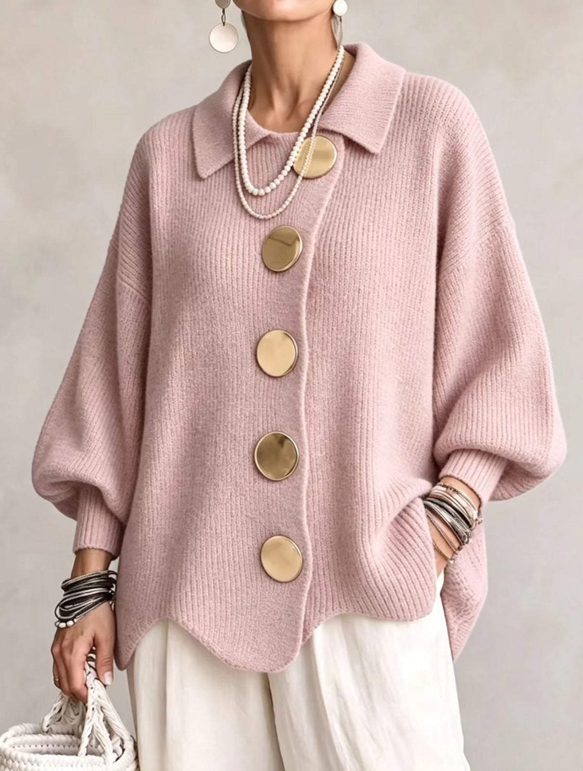 Oversized strikcardigan til damer med store guldfarvede knapper, billede 9