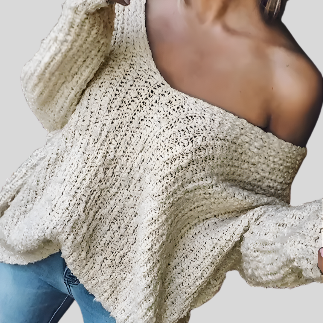 STRIKFALD langærmet sweater med sænkede skuldre i abrikos set forfra