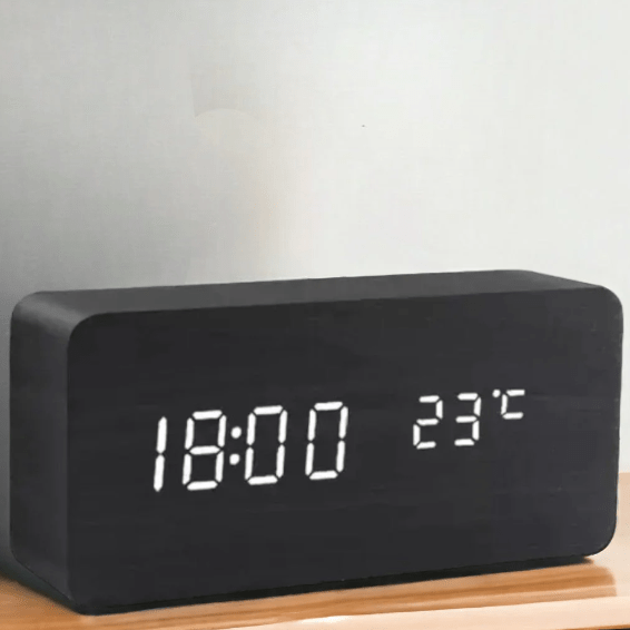 TRÆGLØD bordur i træ med LED-display – billede 5