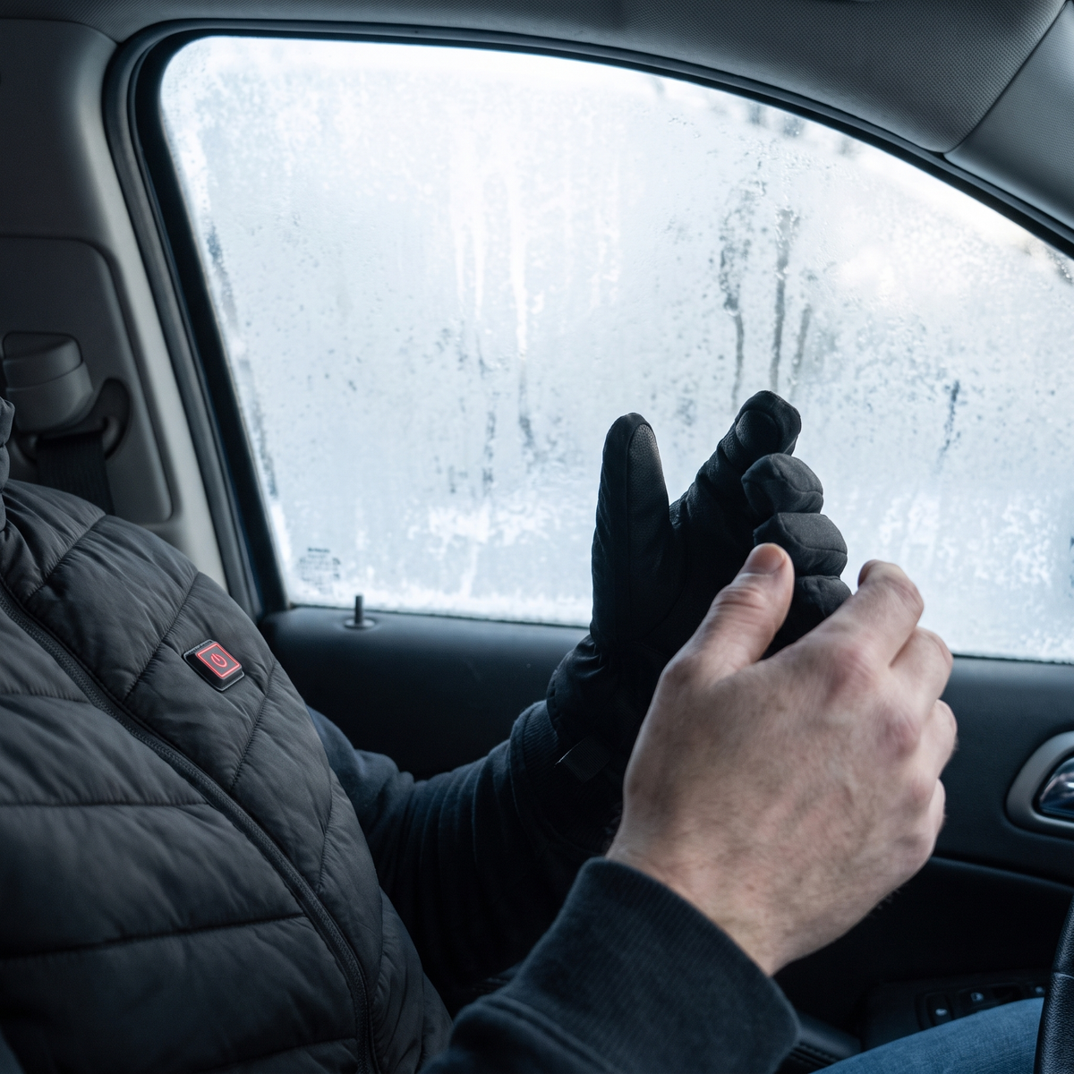 Sort varmevest med 26 varmefelter og USB – billede 5