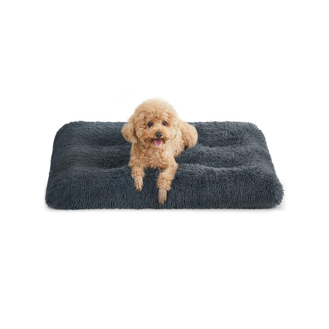Hundepude 10 cm tyk – plys med skridsikker bund – 80, 95, 110 eller 122 cm – vaskbar